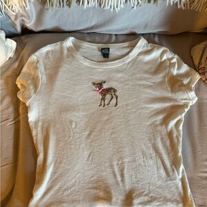 Wild Fable Cream Juniors Tee with Deer Design
